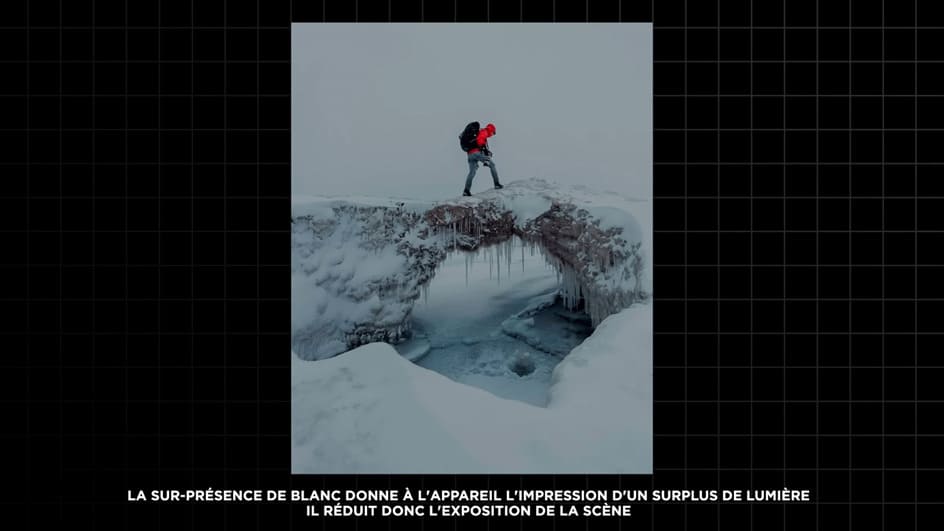 Sous Exposition en photographie basée sur le gris moyen dans la neige